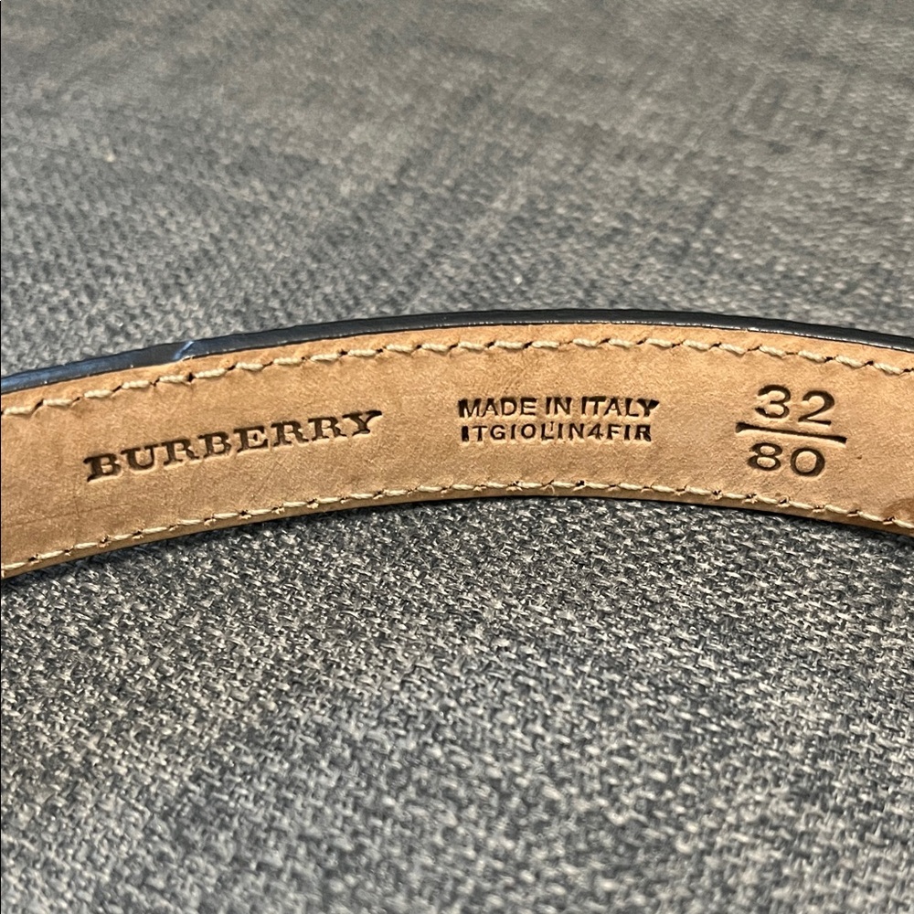 Burberry Pembrook snakeskin belt red claret - Picture 3 of 10